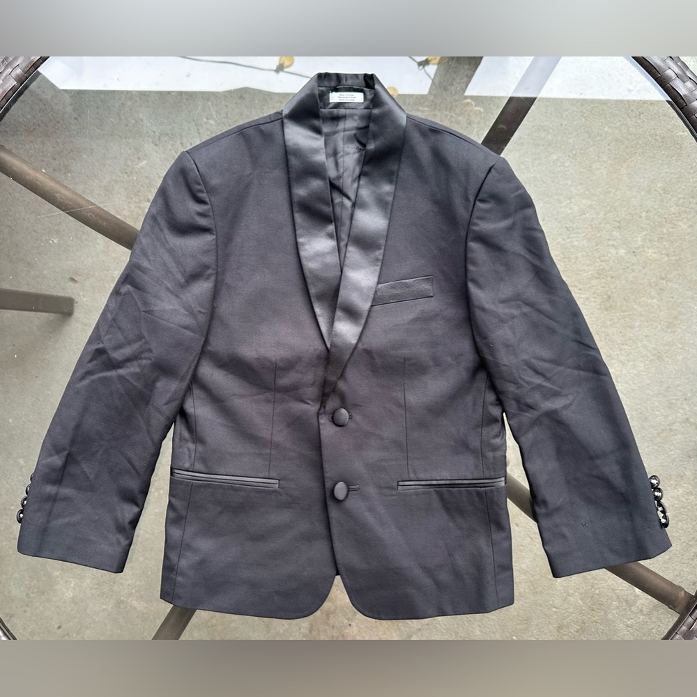 Calvin Klein Boys Husky Satin Detail Suit Jacket in Black - Size 8 NWOT